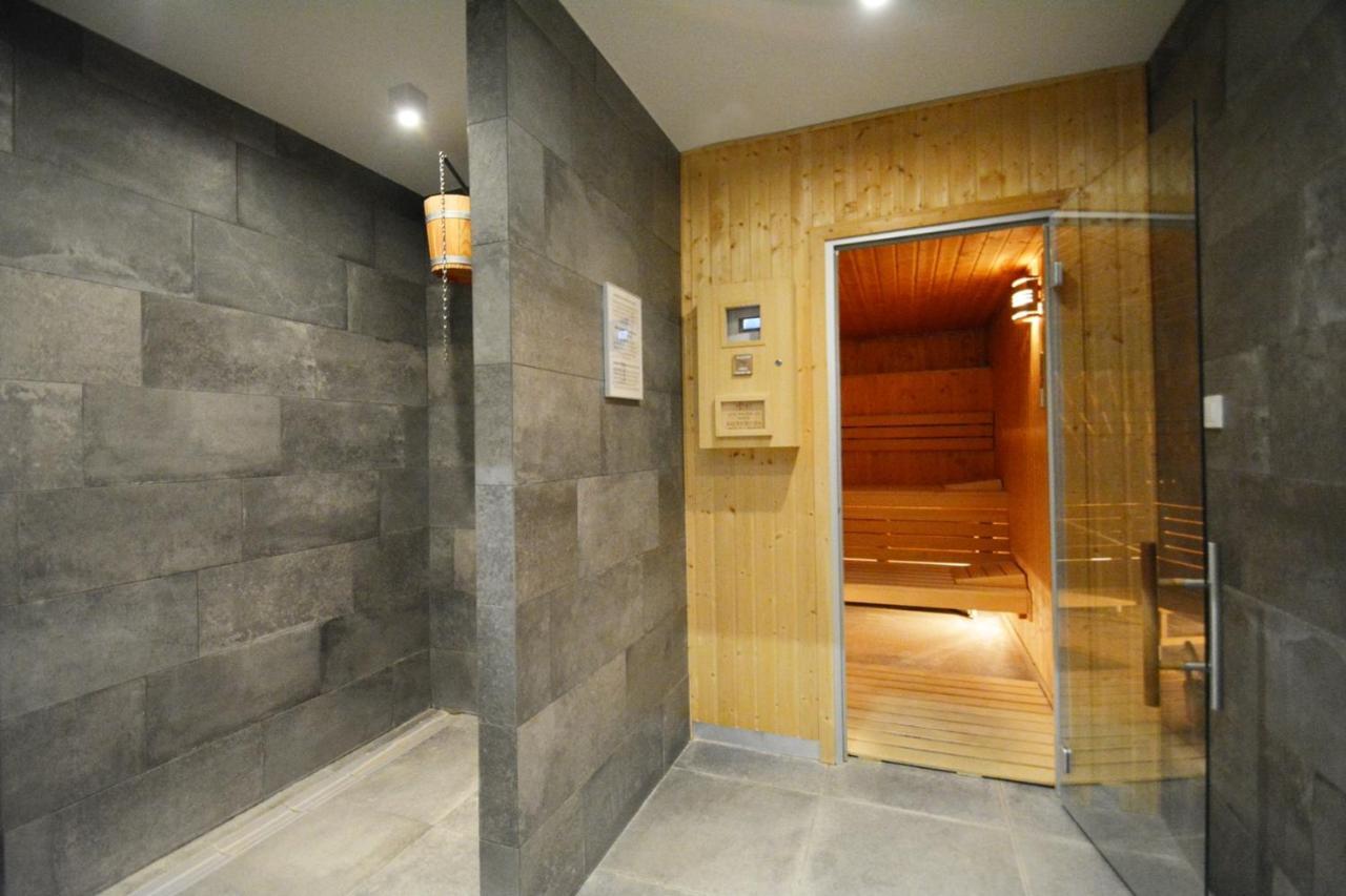 Z Widokiem, Osiedle Feniks Apartament